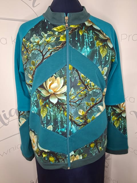 Rozpinana bluza dresowa ze stójką - KASKADA MAGNOLII