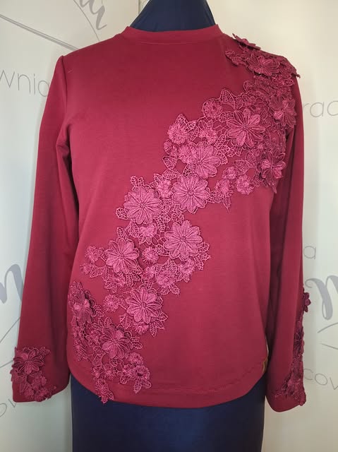 Bluza damska dresowa – KASKADOWA GIPIURA